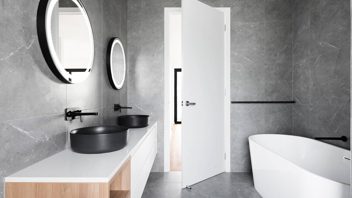 12 ایده برای طراحی سرویس بهداشتی و حمام با سنگ های طبیعی